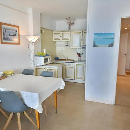 Colombier Front De Mer Appartement *